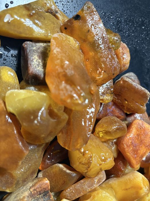 Bursztyn Baltycki 10-20 gram calosc 900 gram