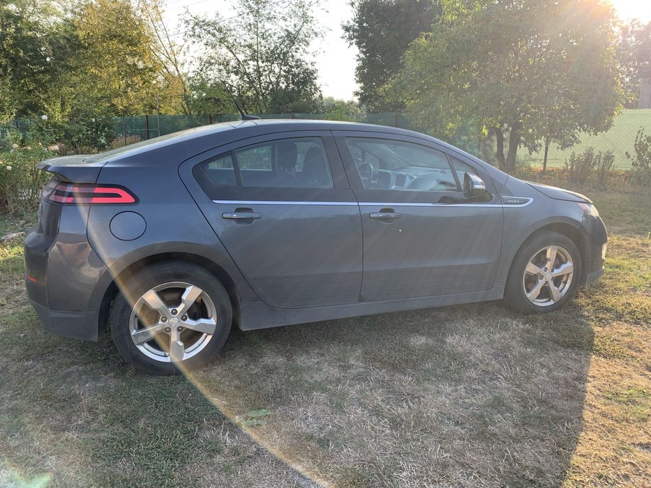 Шевроле Вольт 2012 року