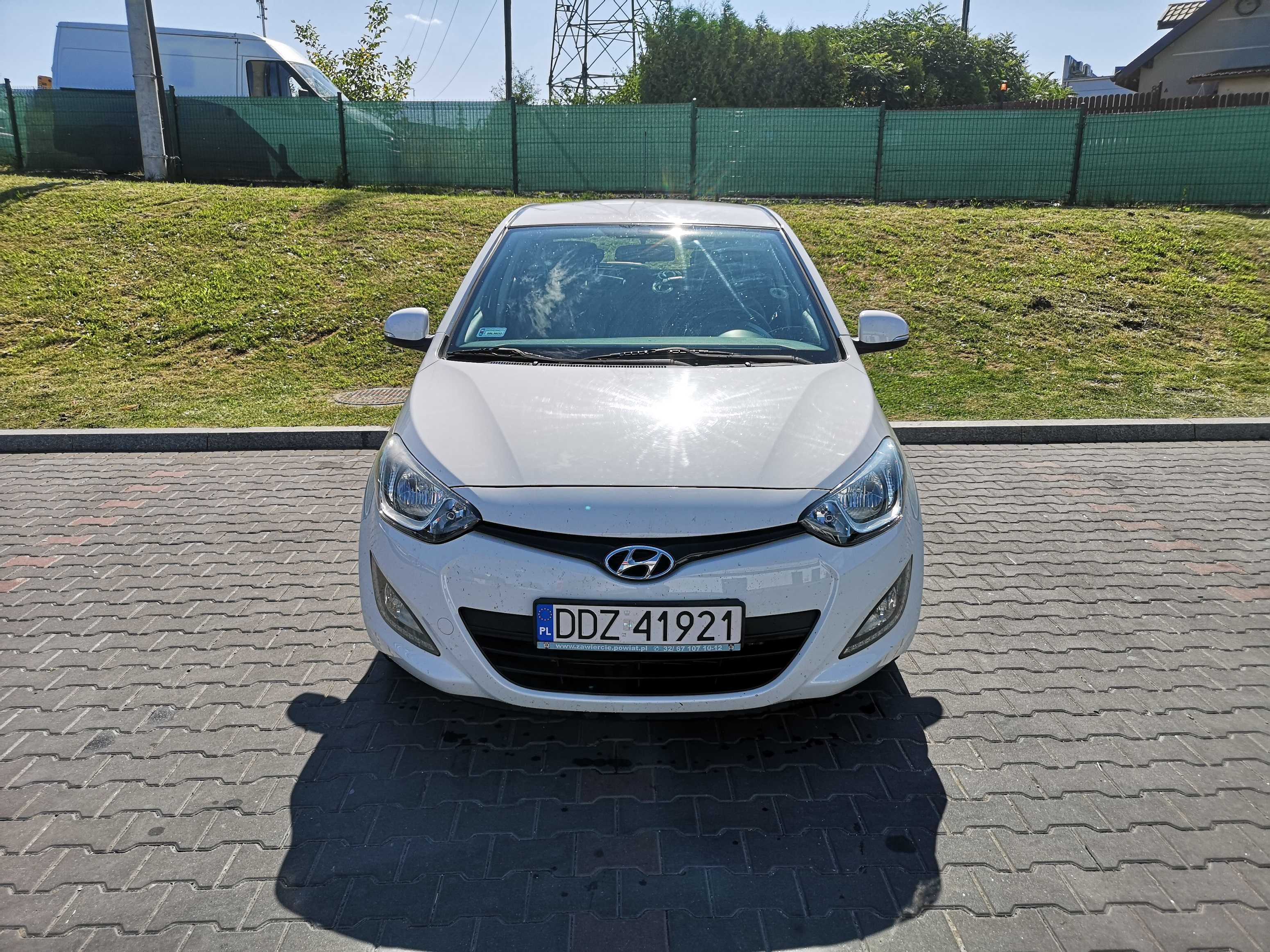 1.2 benzyna, 85 KM, 89 tys. przebiegu, bogate wyposażenie