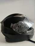 Capacete com Óculos de Sol