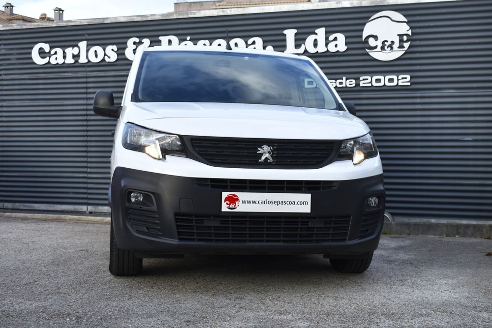 Peugeot Partner 1.5 BlueHDi Asphalt Standard