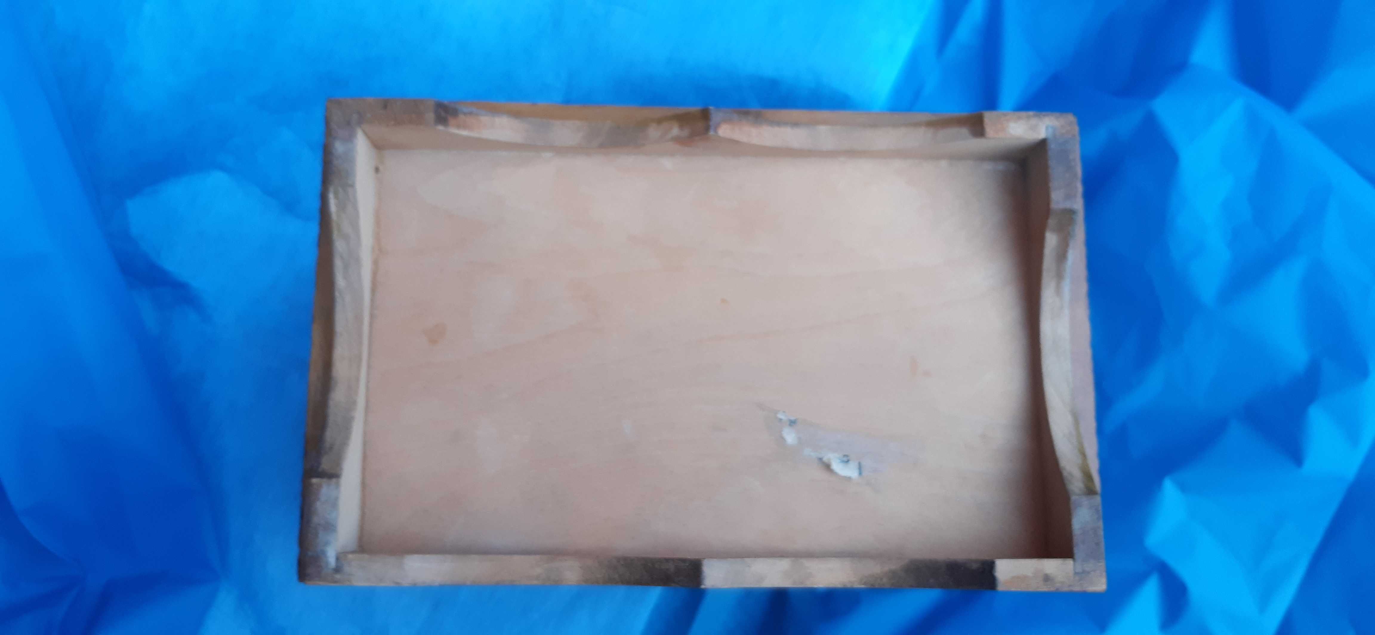 stara drewniana góralska szkatułka dla kolekcjonerów prl