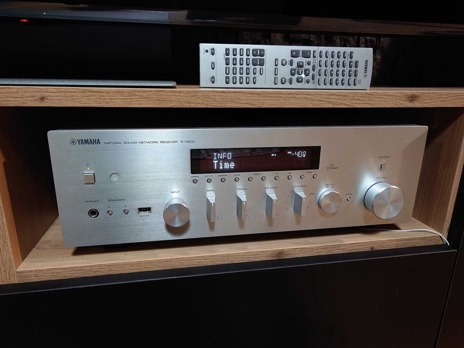 Amplituner Stereo Yamaha RN-500 + pilot + karton + instrukcje - zestaw