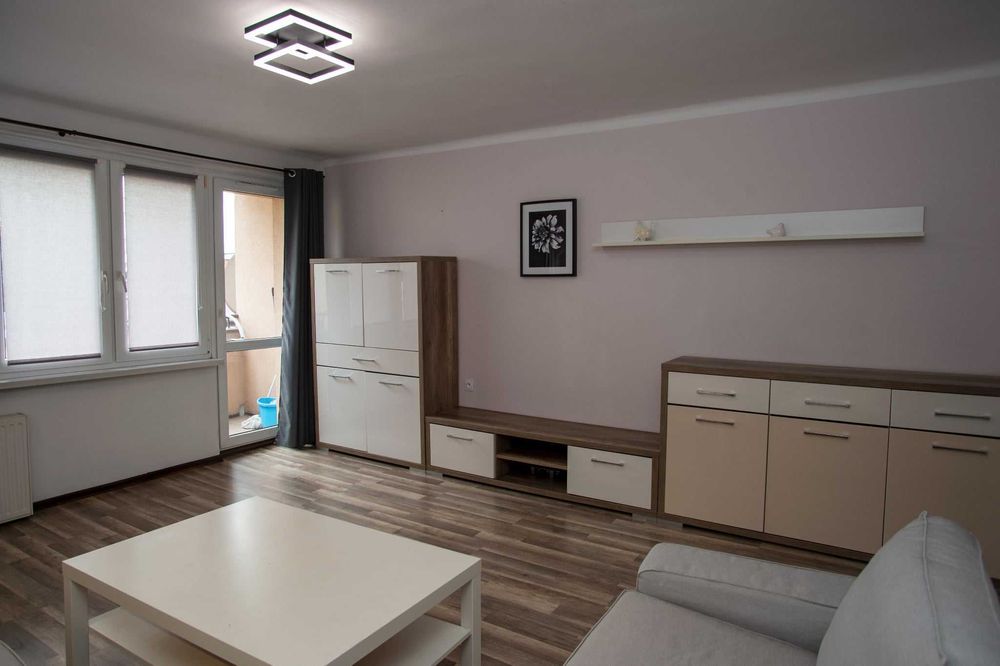 Wynajmę mieszkanie 3-pokojowe, Centrum Rybnika.