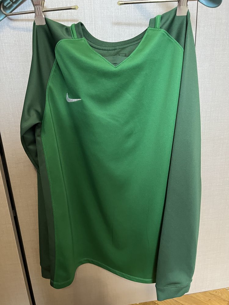 Топ Nike dri fit для 13-15 років