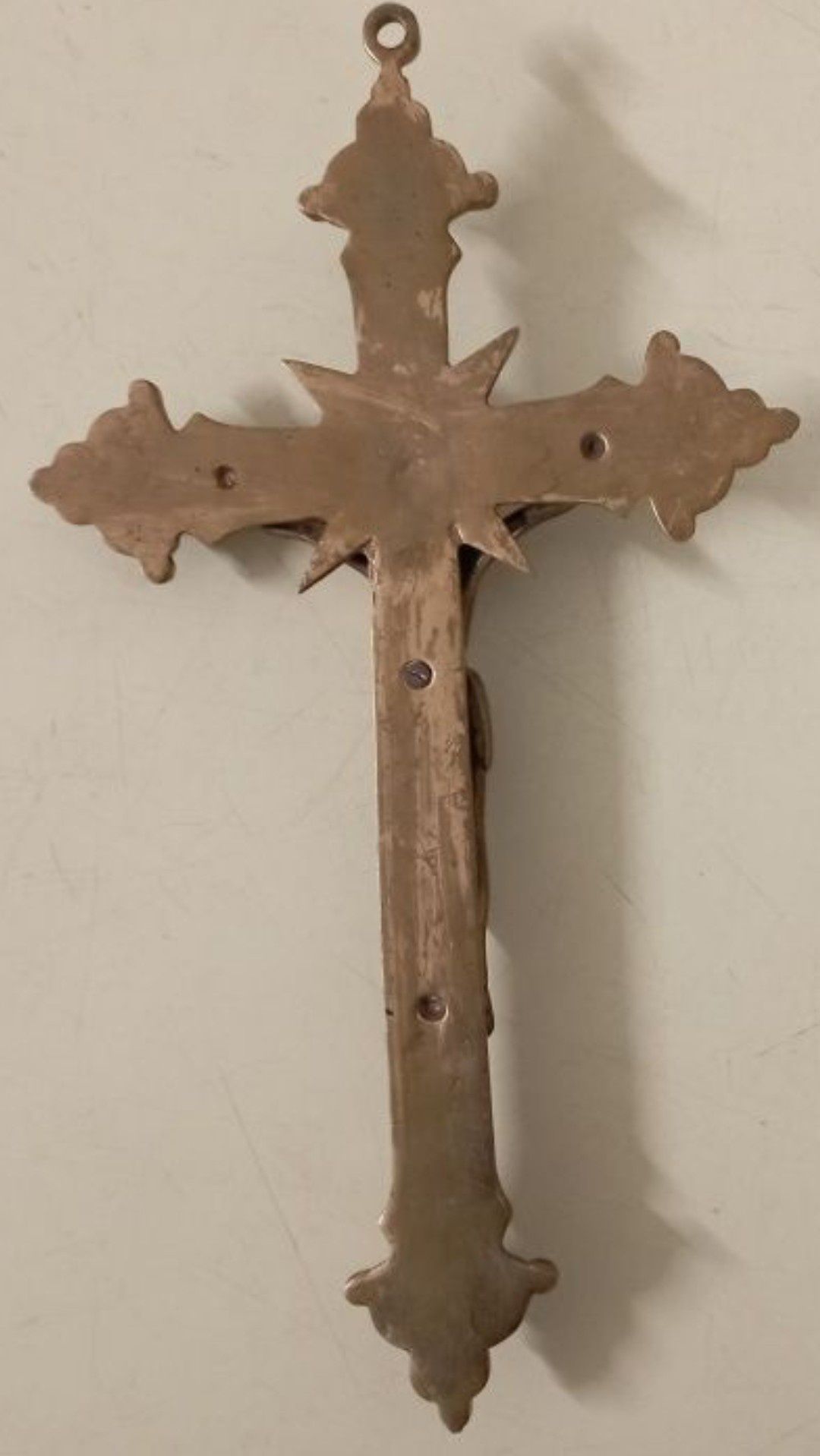 Crucifixo em latão