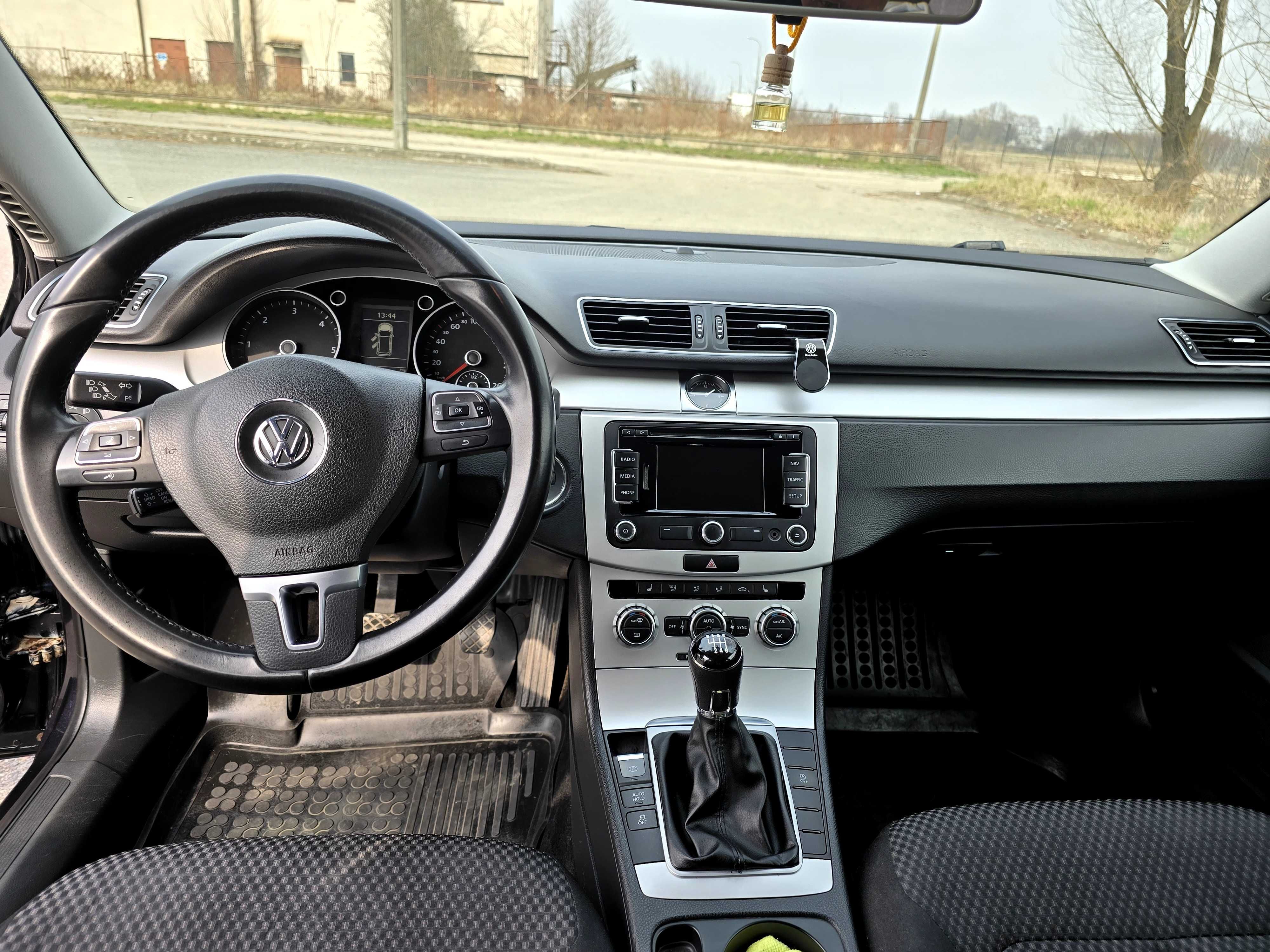 Volkswagen Passat B7 2.0 TDI 2012R.