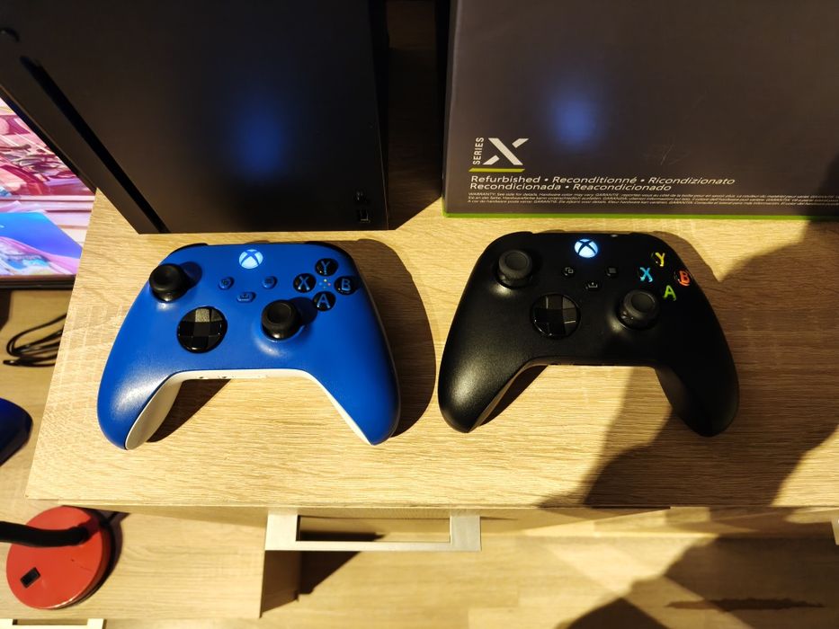 Xbox Serwis X 1tb 2 pady, 4 akumulatorki + ładowarka, GWARANCJA 14 msc