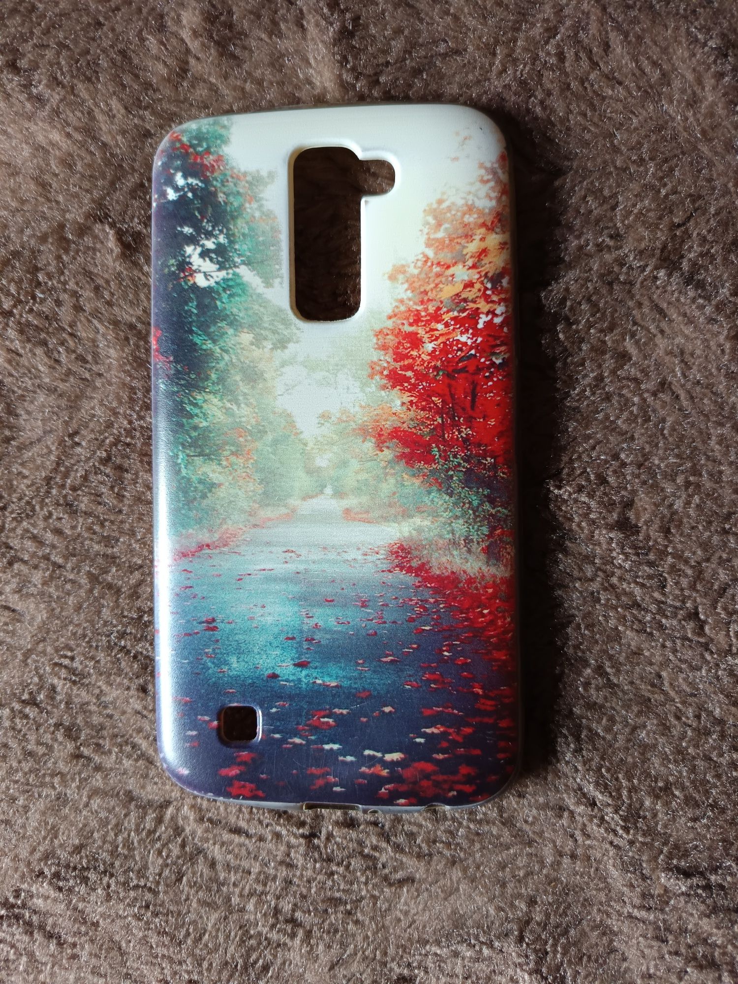 Obudowa na telefon LG K 10 - jesienna droga