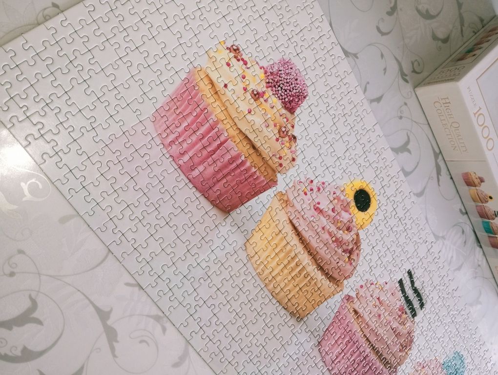 J.Nowe puzzle Clementoni 1000 Ciastka Muffinki Panorama High Quality