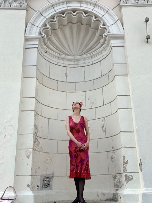 Sukienka satynowa kolorowa