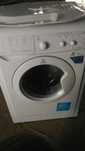 Vendo indesit para peças