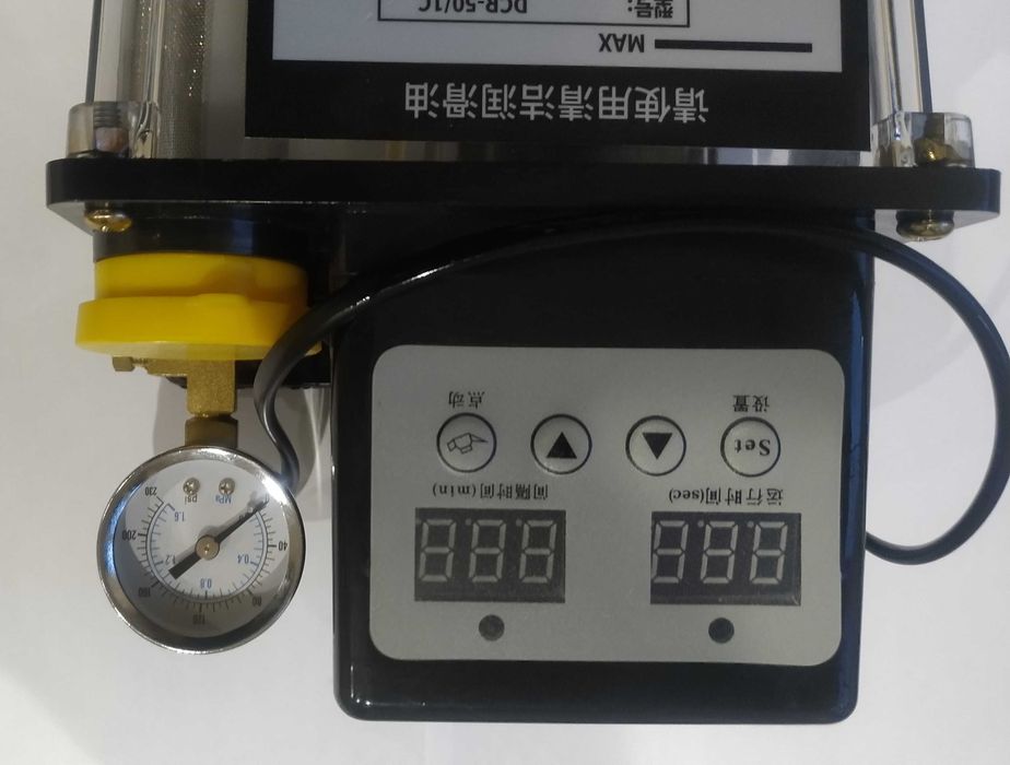 Автоматическая маслостанция . Автоматический масляный насос для ЧПУ .