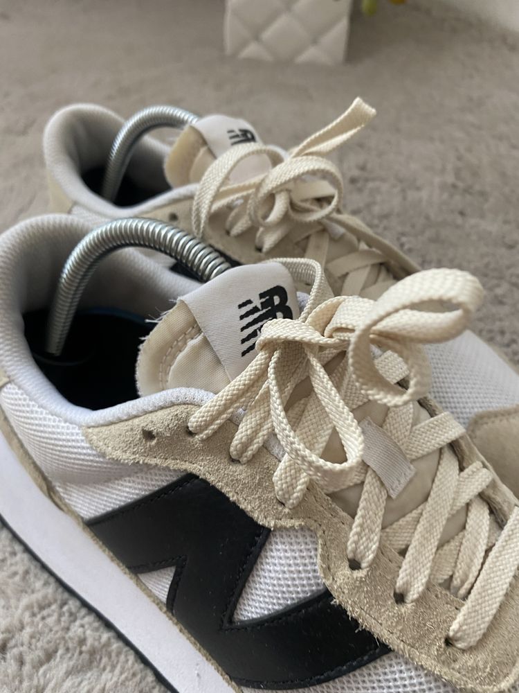 New Balance Sneakersy MS237CB Biały