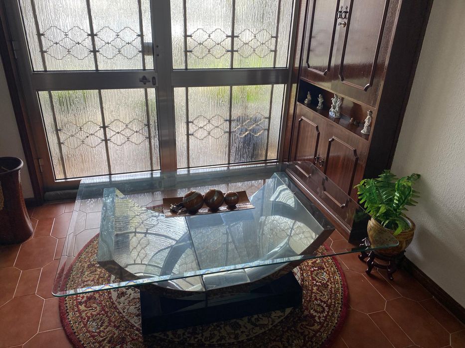 Mesa de centro em vidro