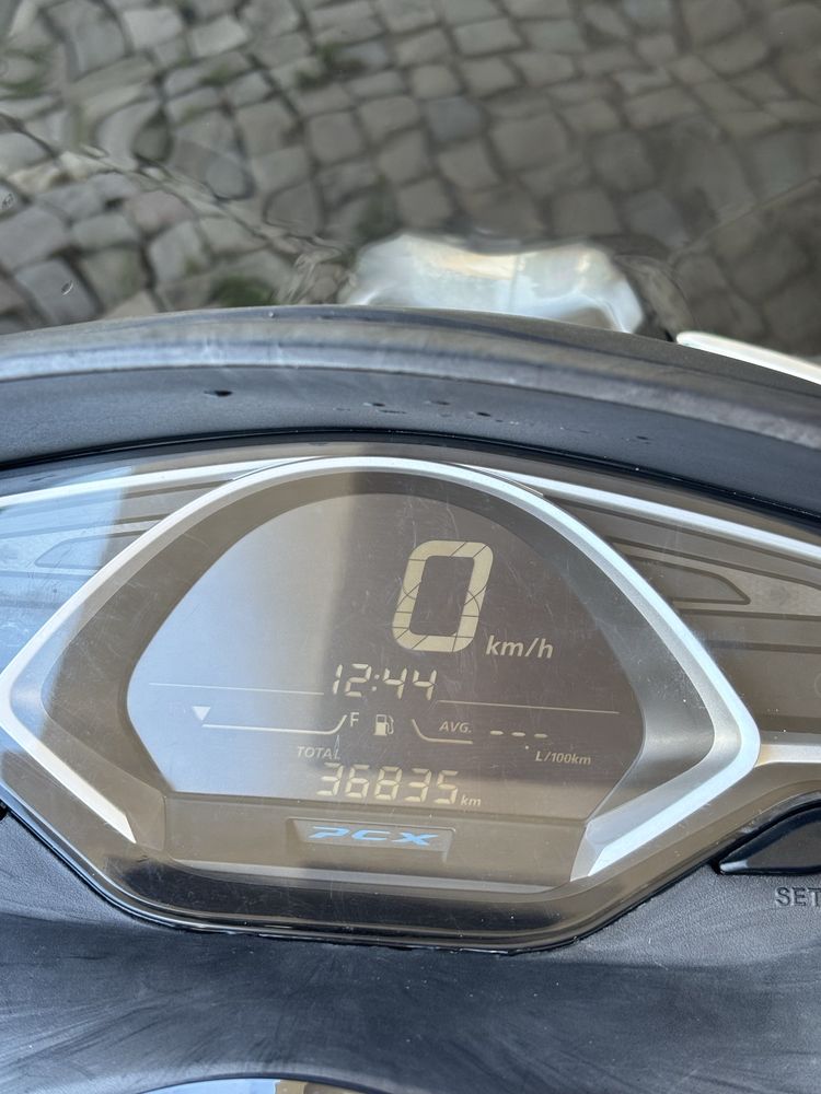 Honda PCX 2019 – Revisões Sempre em Dia, Pronta a Andar
