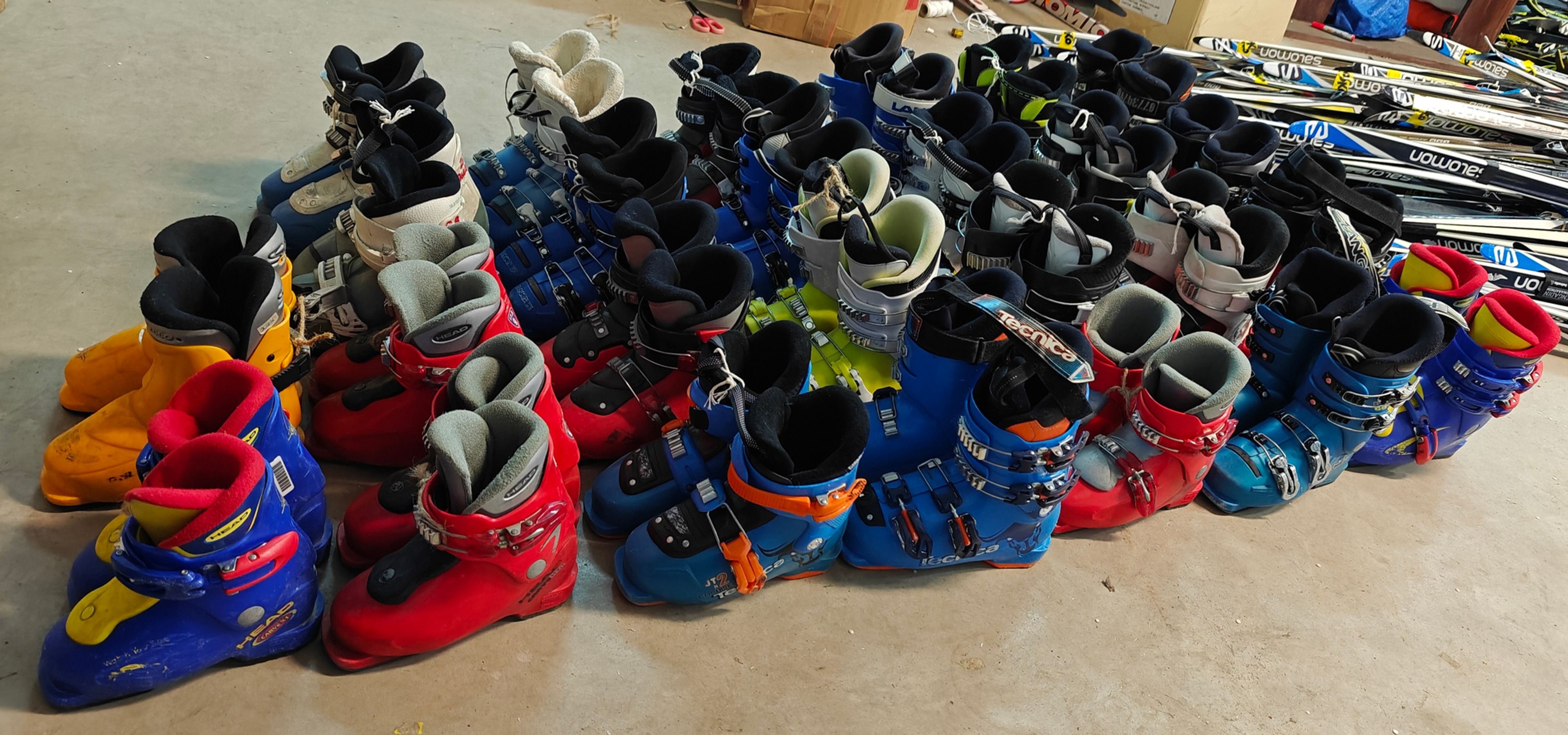 Pakiet butów narciarskich JR zdarte piętki (16zł/ 3€), 26 X buty