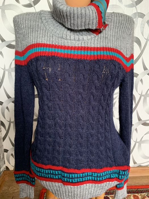 Свитер женский, 48 размер