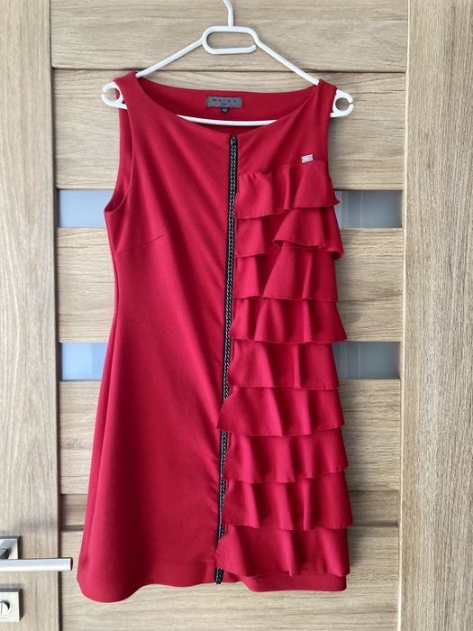 Elegancka efektowna czerwona sukienka włoska Mary C r. 38 (włoskie 42)