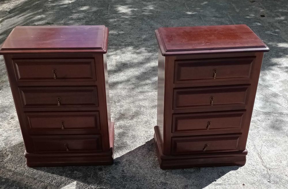 Mobília de quarto em cerejeira