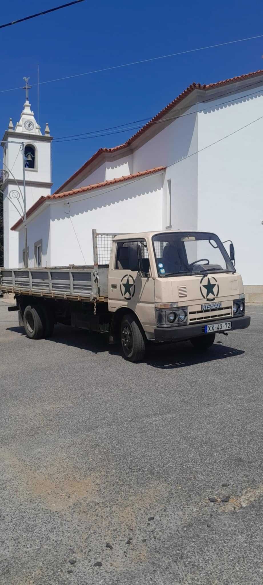 Nissan f22 Cabstar
