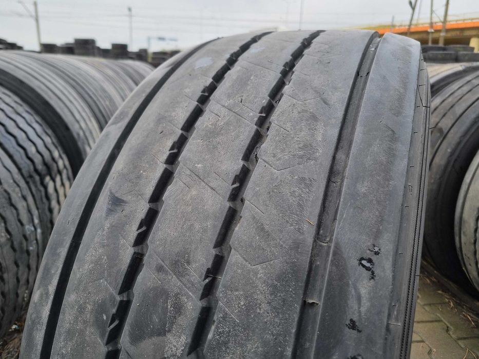 385/55R22.5 Opona BARUM BT200 ROAD 9-11mm Naczepa BT 200