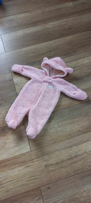 Kombinezon na dziewczynkę