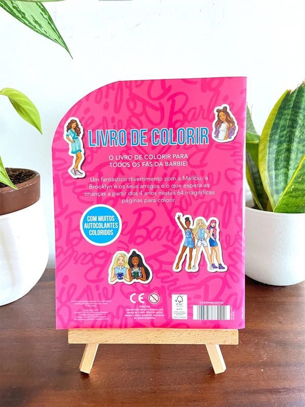 Livro Pintar com Autocolantes da Barbie  Novo