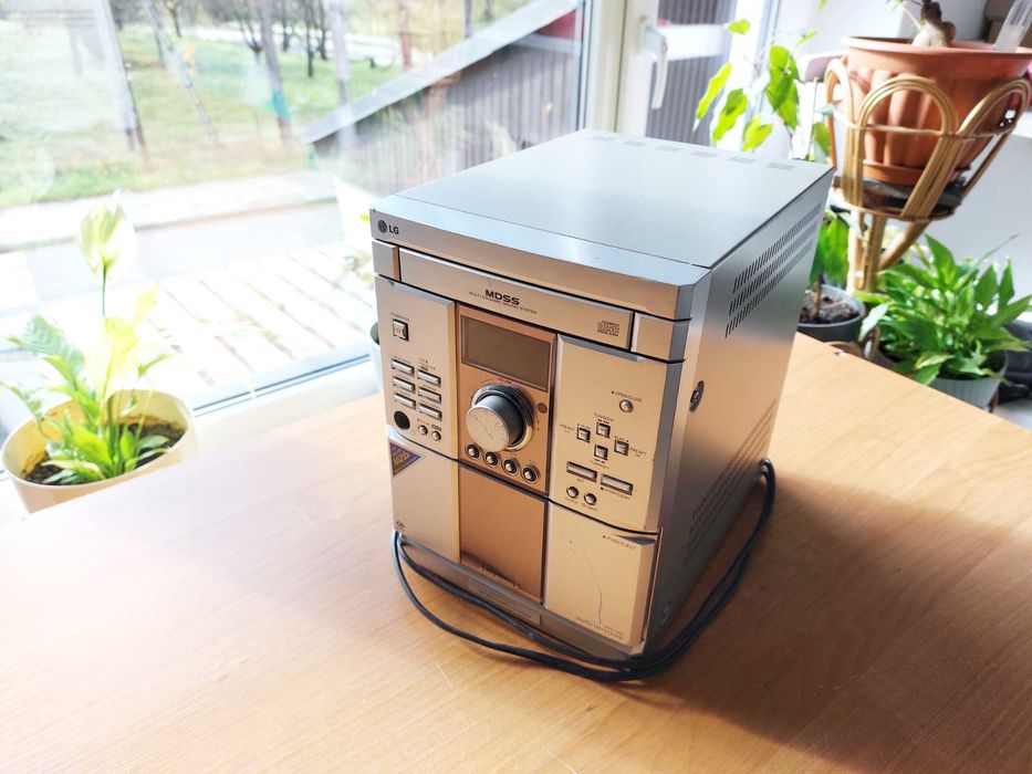 Mini wieża radio LG FFH-185