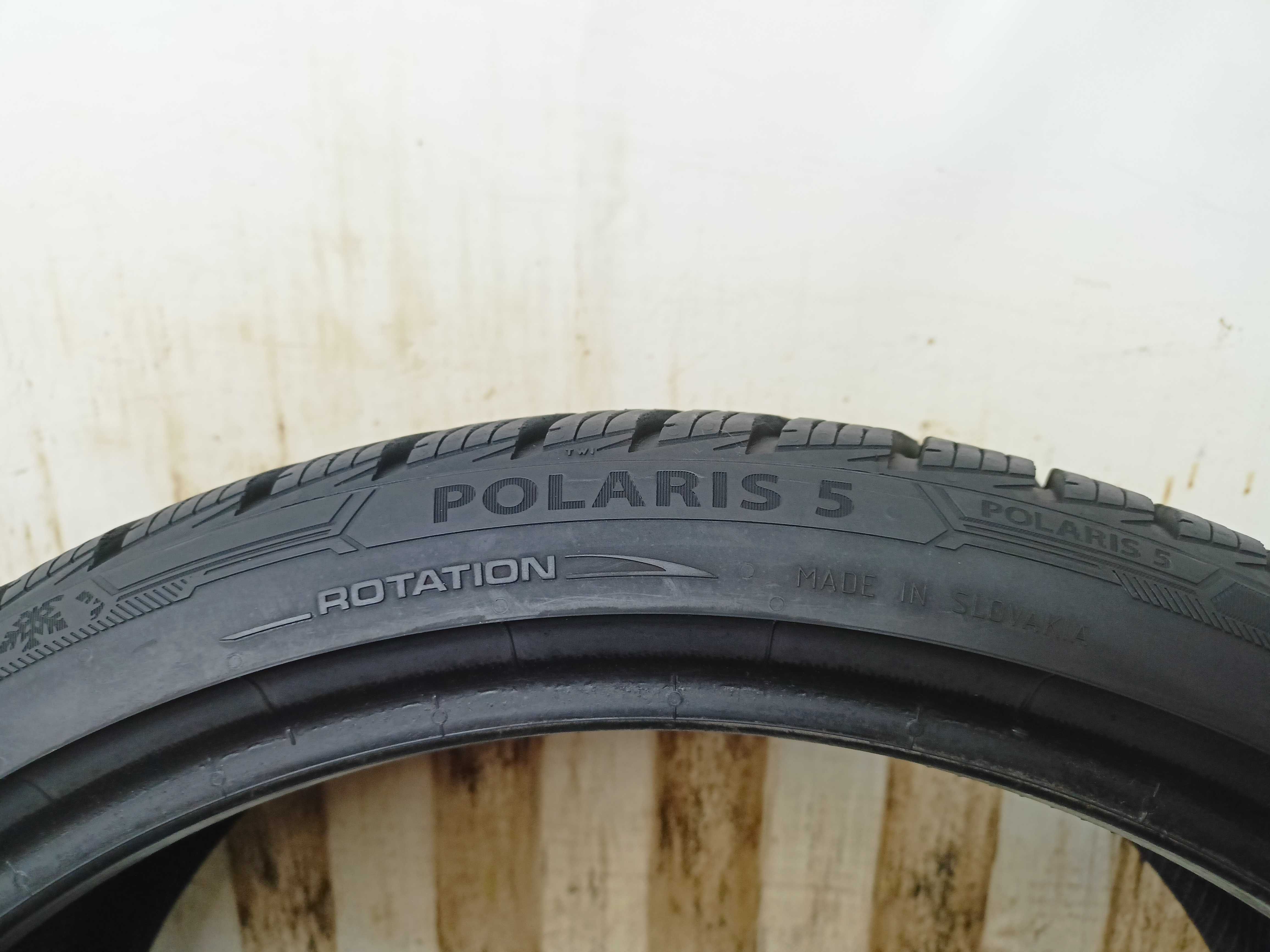 Barum Polaris 5 215/35/18 2021r. 84V 2x7,1mm (4642)