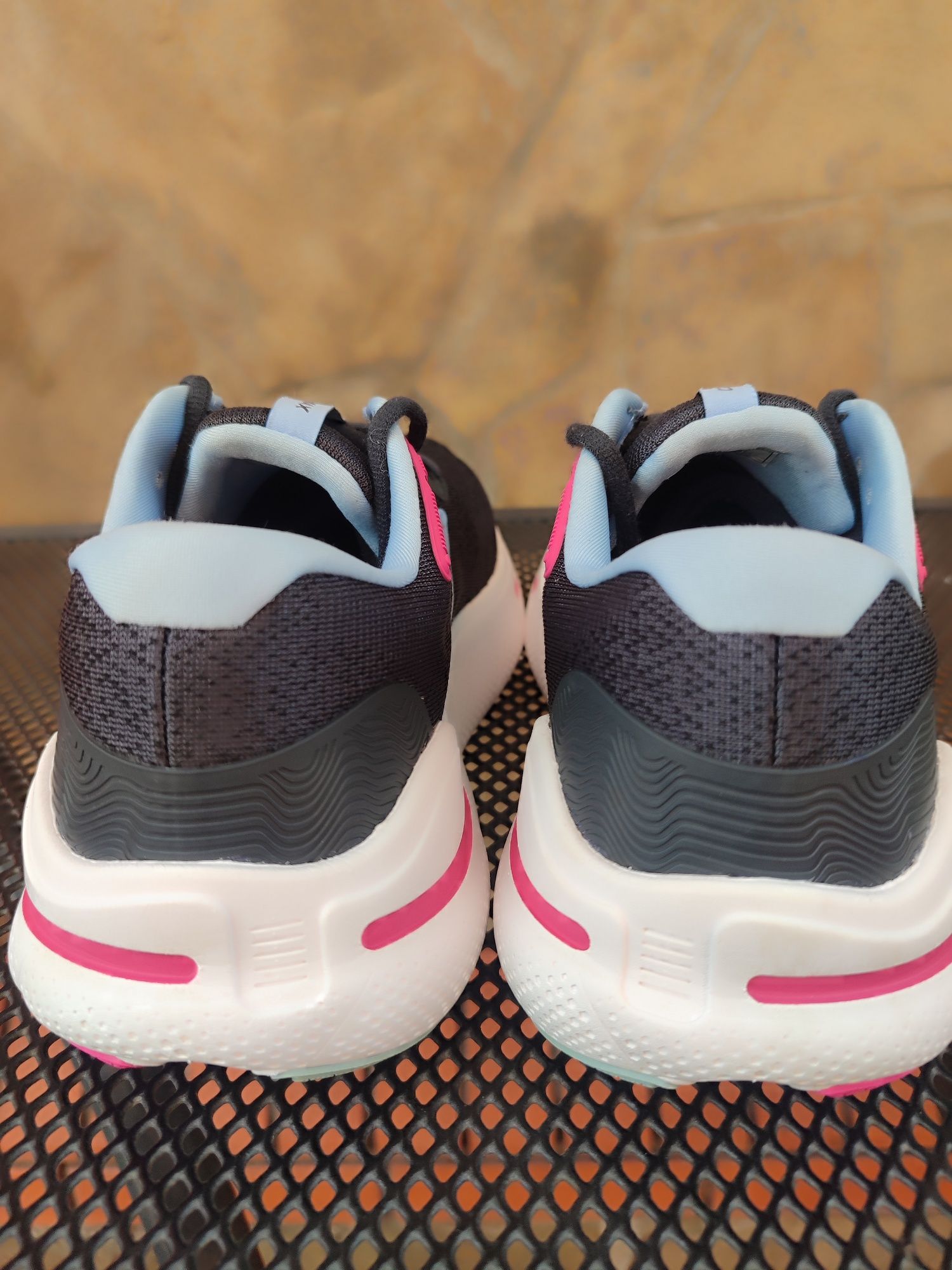Кроссовки Brooks Ghost Max 42 размер (оригинал)