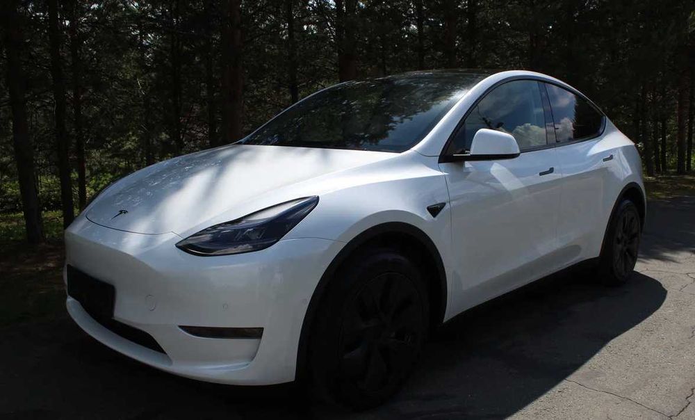 Tesla Model Y Long Range 2023