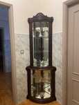 Vitrine em madeira