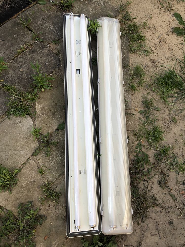 Lampy garażowe świetlówki