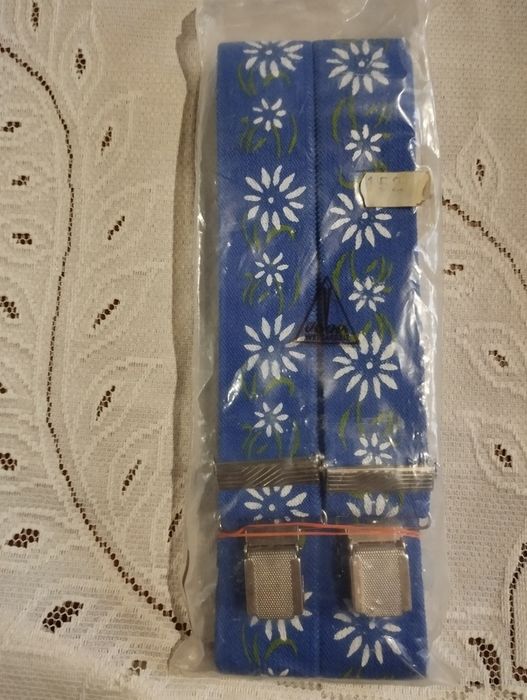 Продам детские подтяжки, вожжи,резиновый ремешок.