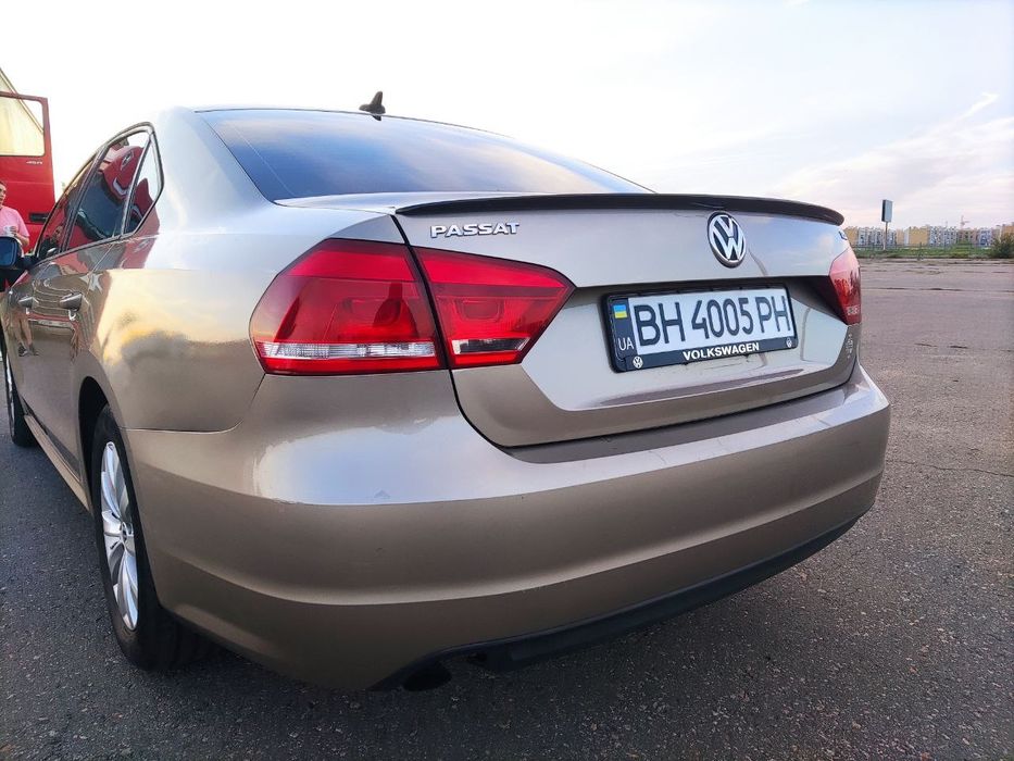 Фольксваген Пассат В7