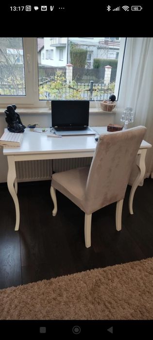 Biurko stół z krzesłem całość stan bardzo dobry