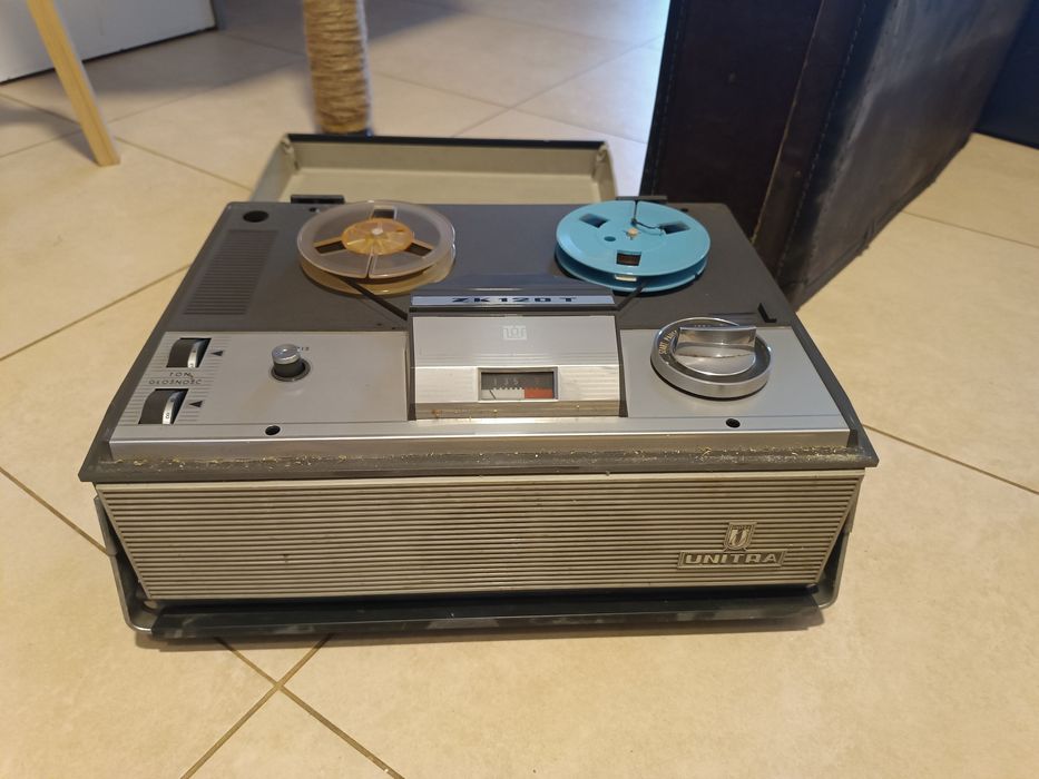 Magnetofon szpulowy UNITRA ZK 120