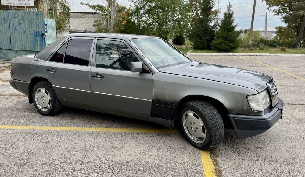Mercedes W 124 2.5 D E-class
