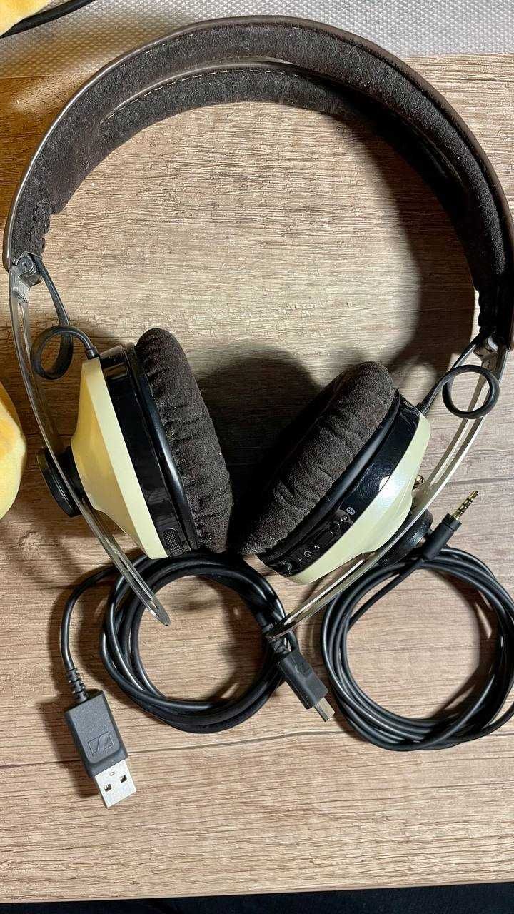 Навушники Sennheiser MOMENTUM HD1 M2 OEBT On-Ear Ivory HD