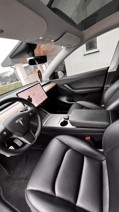 Tesla Model Y 2021год