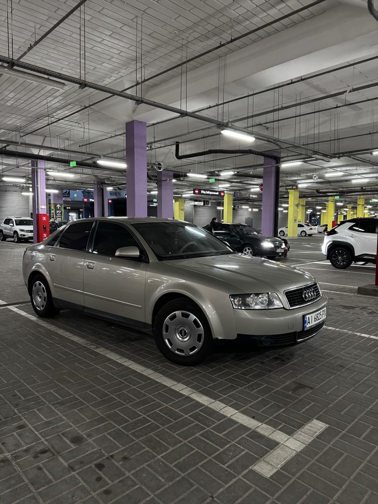 Audi A4 2002, 2.0