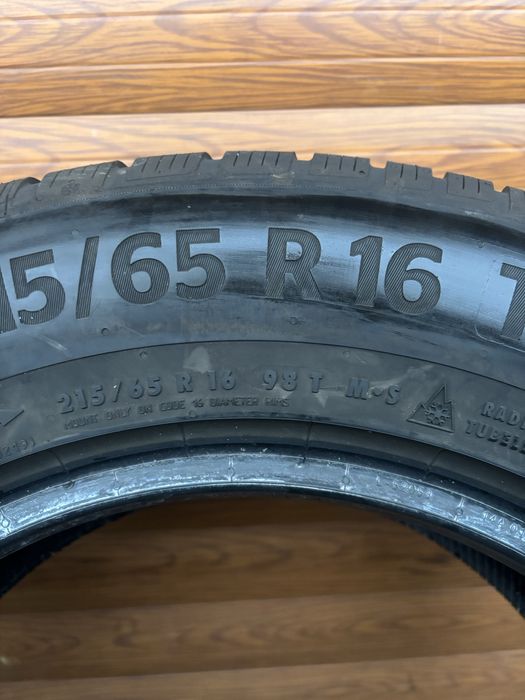 215/65/16 Continental 4 opony zimowe 2022r