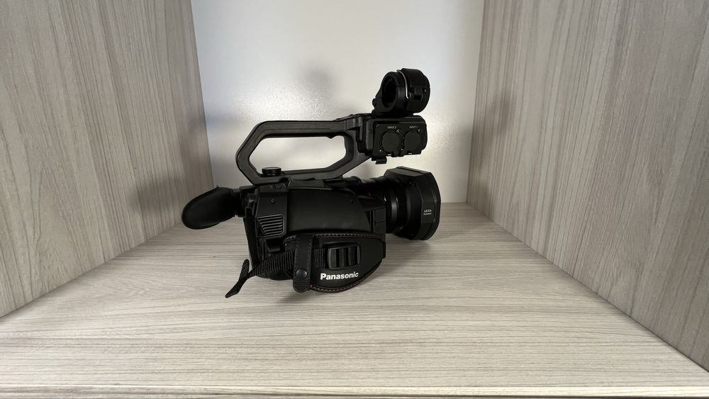 Kamera Panasonic hcx2000