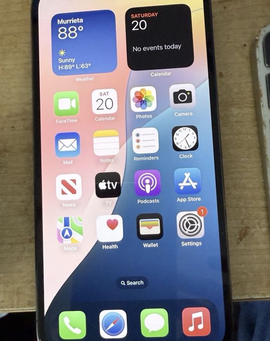 Iphone 13pro max 1 tbneverlock