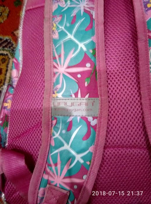 Детский школьный рюкзак для девочек.