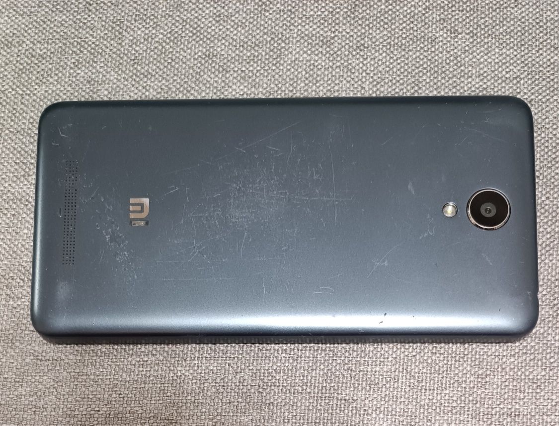 Смартфон Xiaomi Redmi Note 2