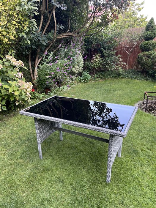 Stół ogrodowy z technorattanu 120x70x70