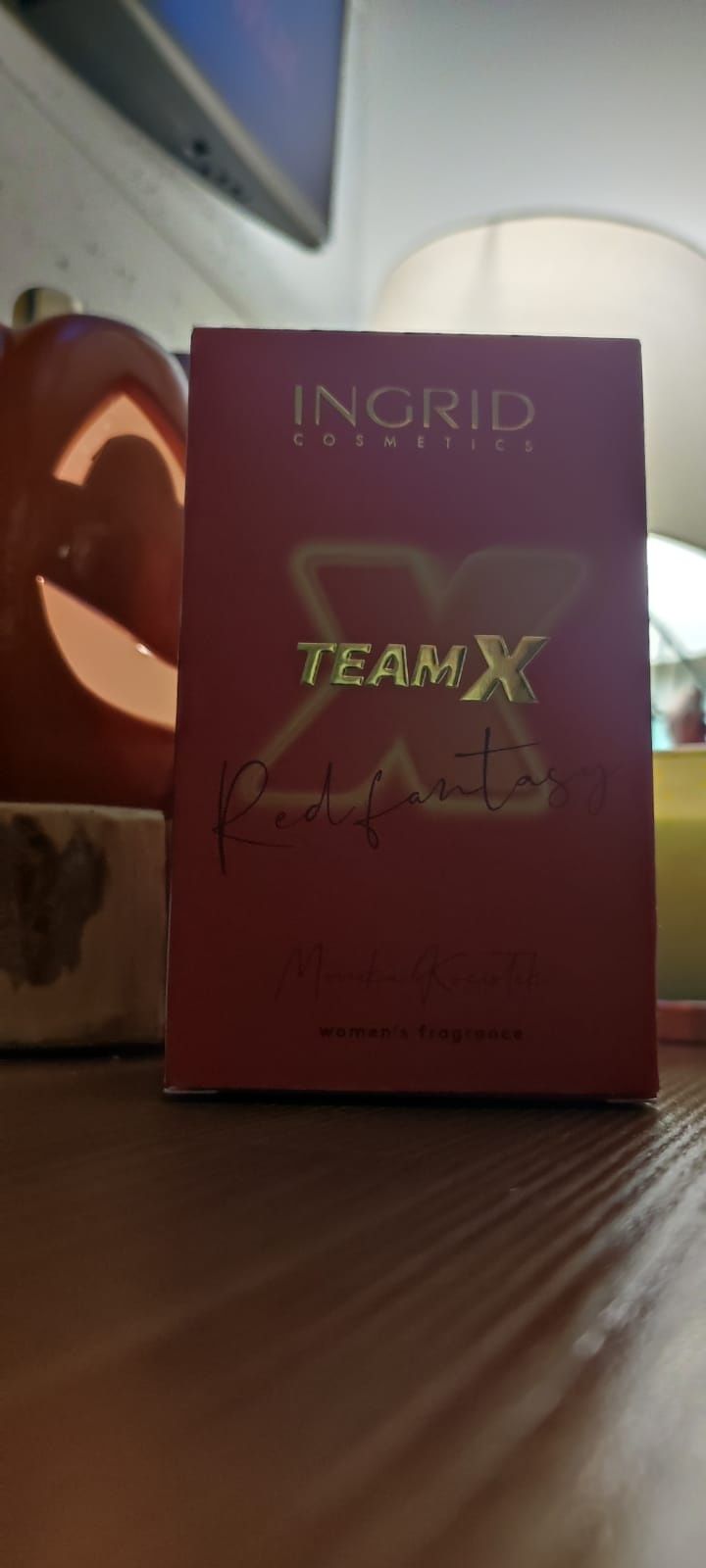 Perfum Team X Moniki Kociołek