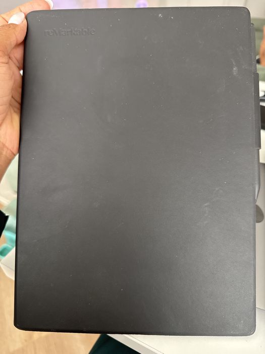 Remarkable 2 papper pro colorido